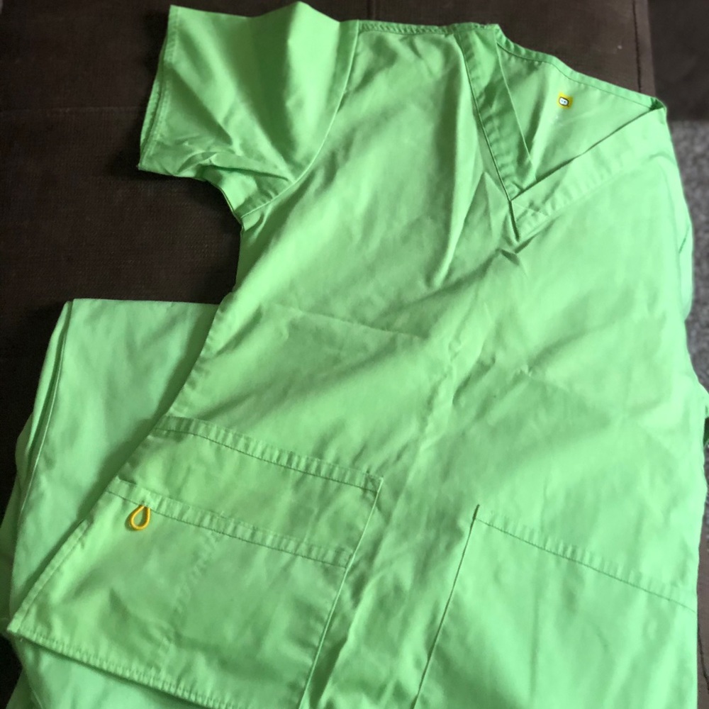 Green scrub set brand new
